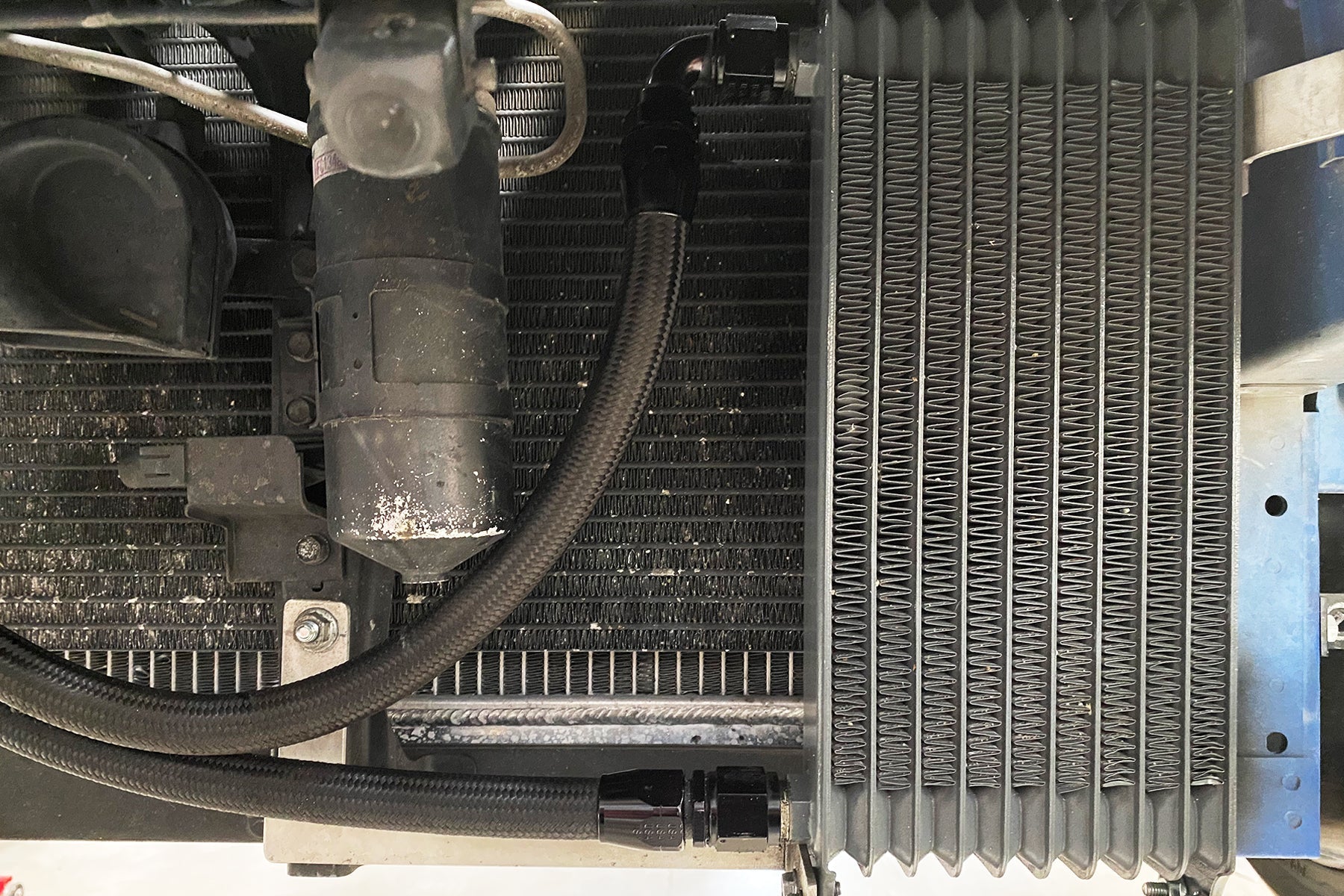 OIL COOLER KIT 10-ROW W/ FILTER RELO. AND SHROUD - S2000 AP1/2 - (12058005)